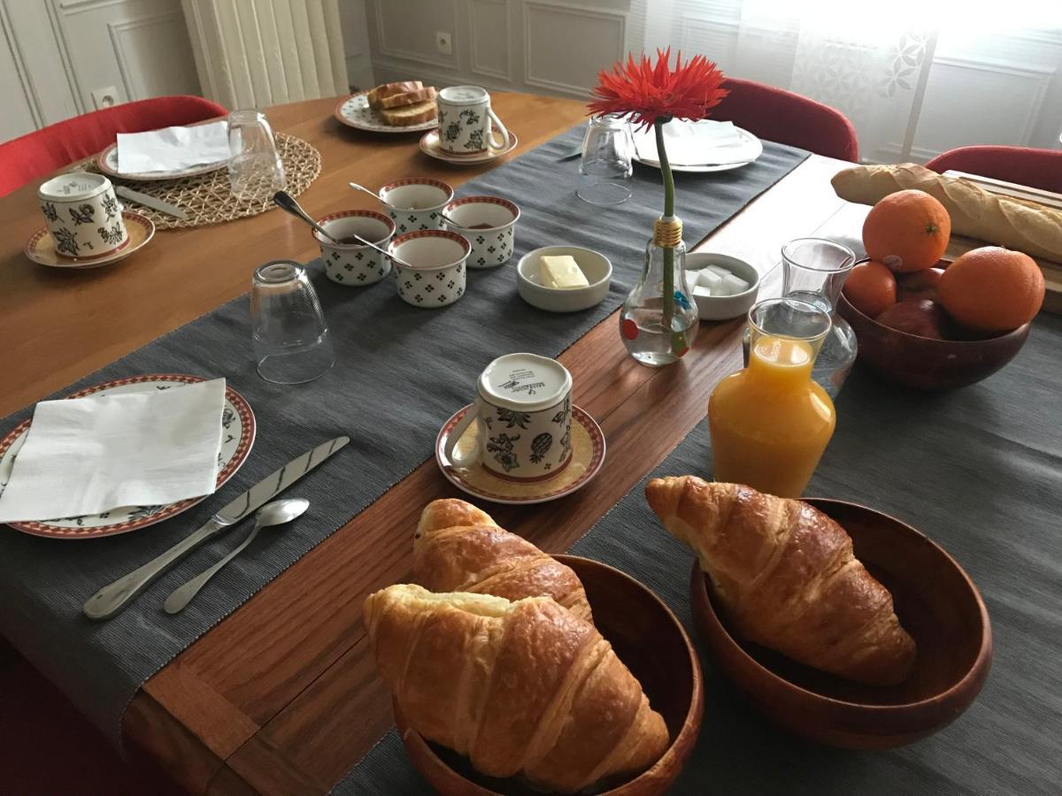 Un Jardin Dans La Ville Bed & Breakfast Châlons-en-Champagne Eksteriør bilde