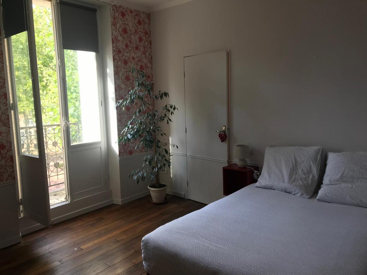 Un Jardin Dans La Ville Bed & Breakfast Châlons-en-Champagne Eksteriør bilde